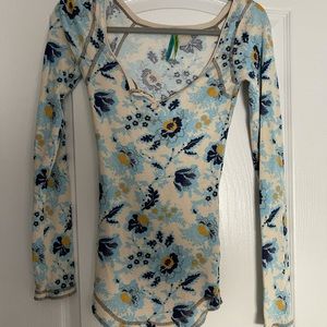 Free People Long Sleeve floral top